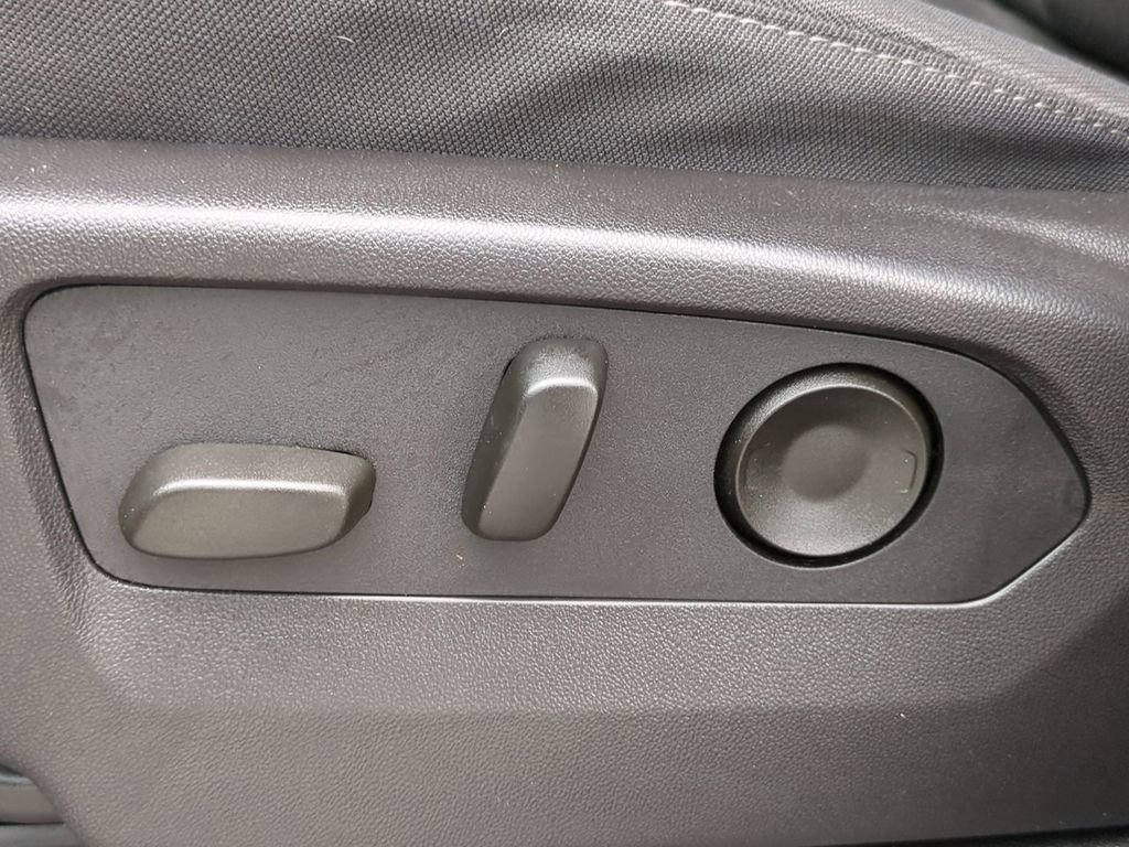 Used 2024 Chevrolet Silverado 1500 Custom w/ LPO, Dark Essentials Package image 20