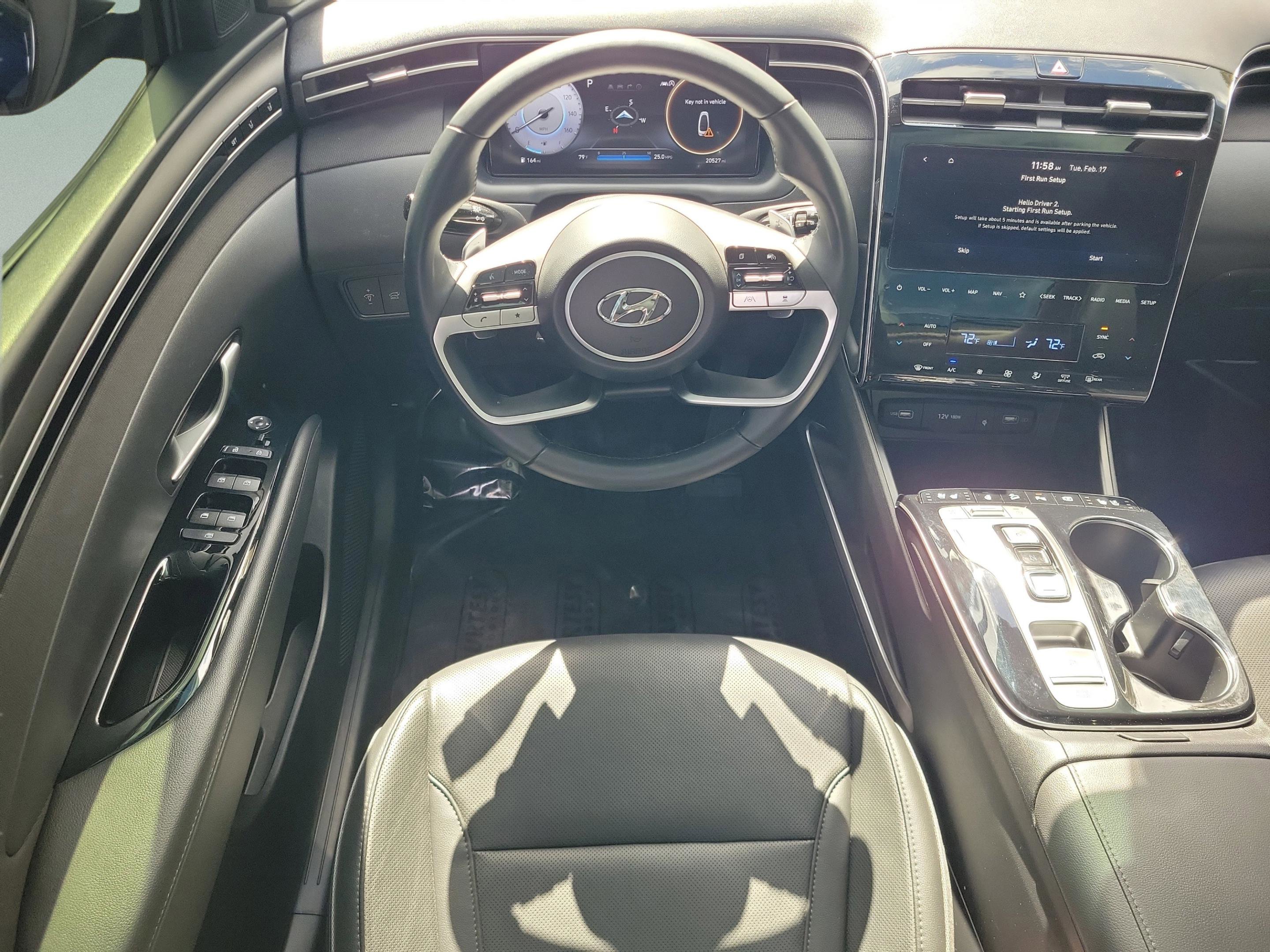 Certified 2022 Hyundai Tucson Limited w/ Cargo Package image 17