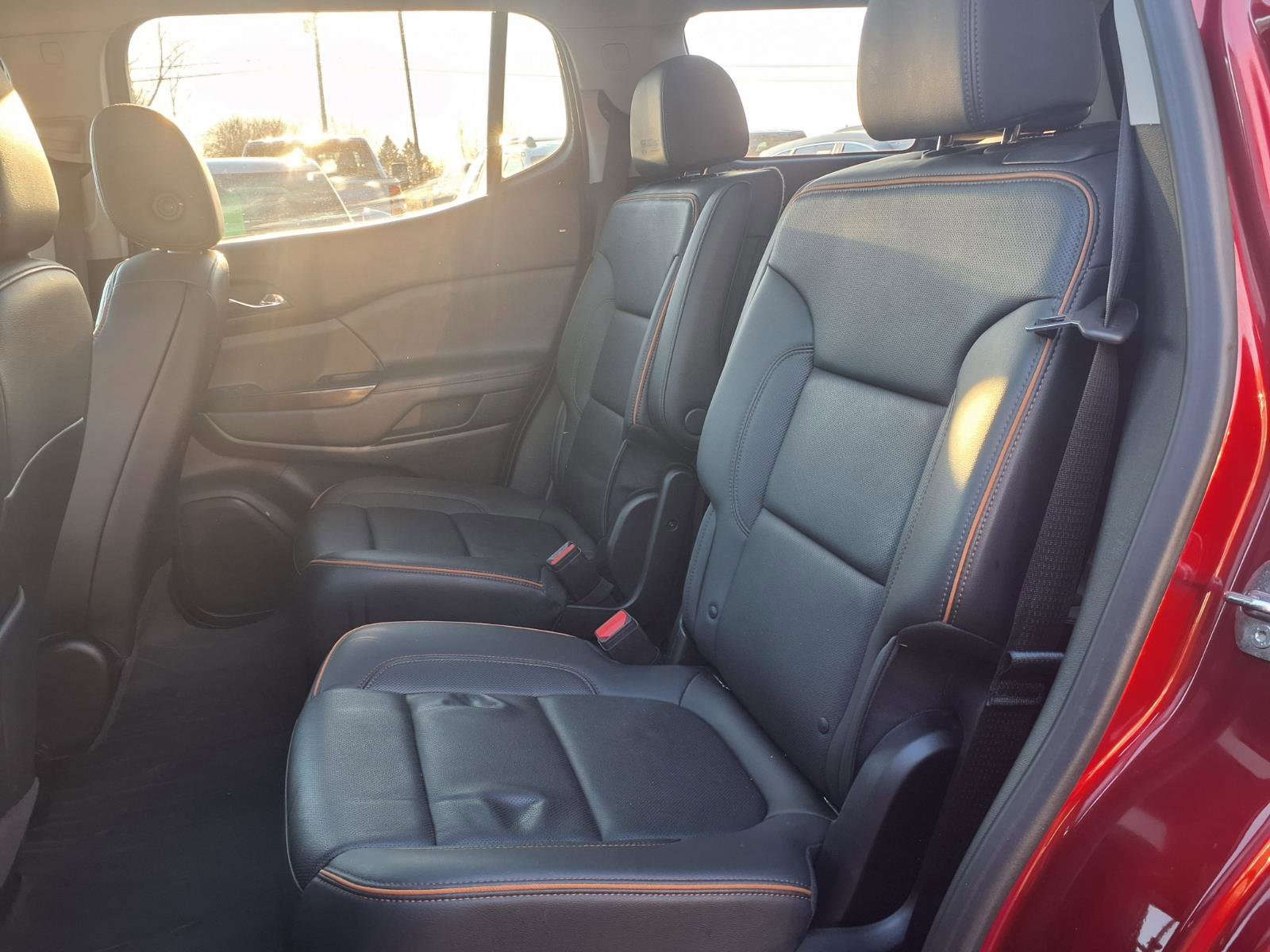 Used 2023 GMC Acadia AT4 w/ Preferred Package image 8