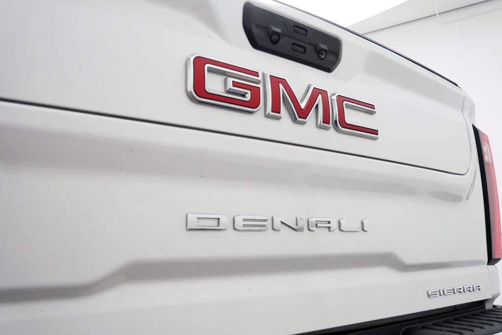 Used 2024 GMC Sierra 2500 Denali w/ Denali Reserve Package AWD/4WD image 9