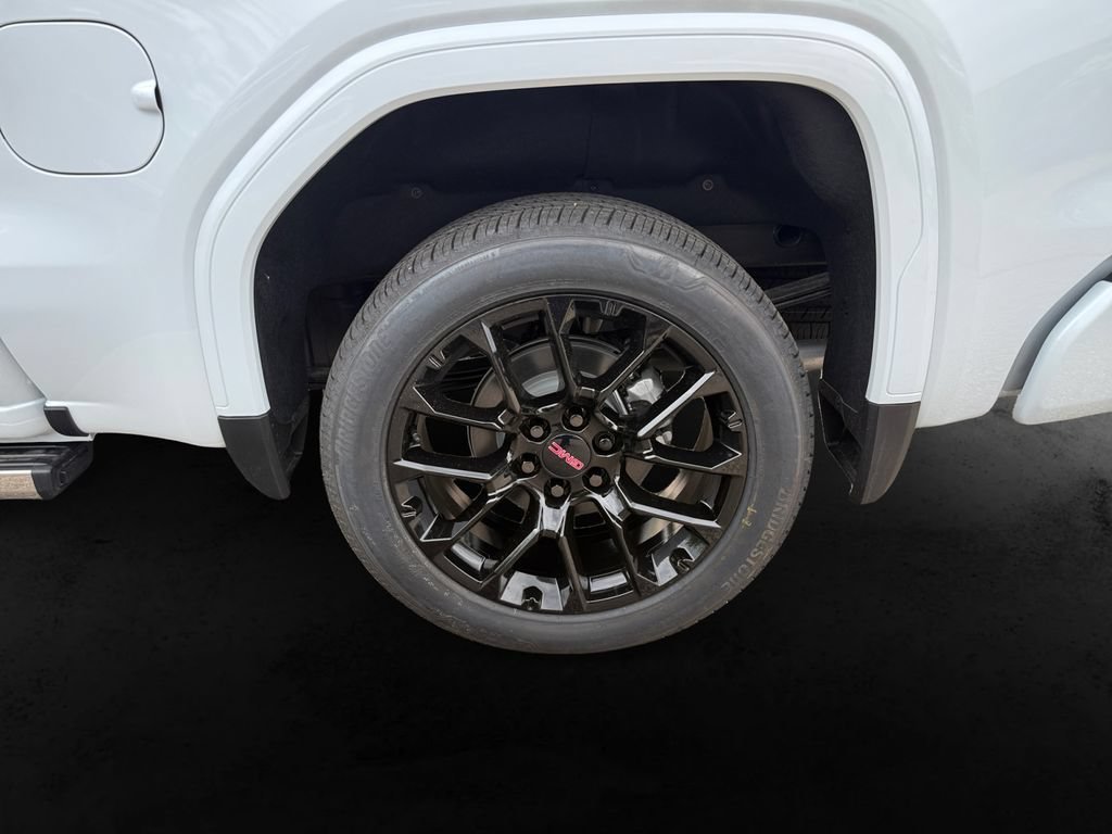New 2026 GMC Sierra 1500 Denali w/ Technology Package AWD/4WD image 13