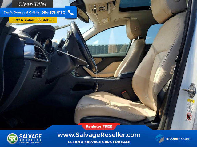 Used 2017 Jaguar F-PACE Premium AWD/4WD image 9