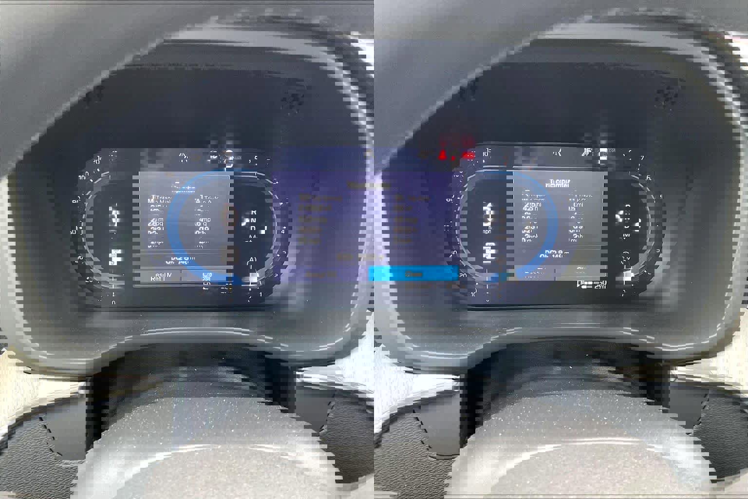 Used 2025 Volvo XC60 B5 Ultra w/ Protection Package Premier image 23