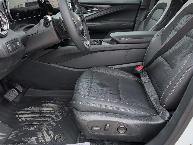 New 2026 Chevrolet Blazer EV LT AWD/4WD image 13