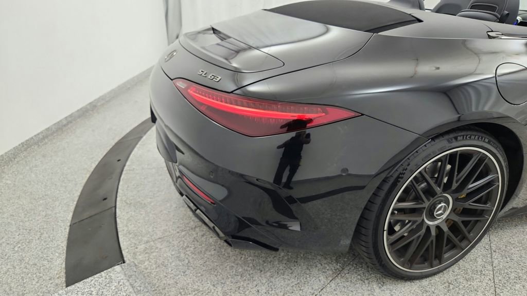 Used 2023 Mercedes-Benz SL 63 AMG 4MATIC image 38