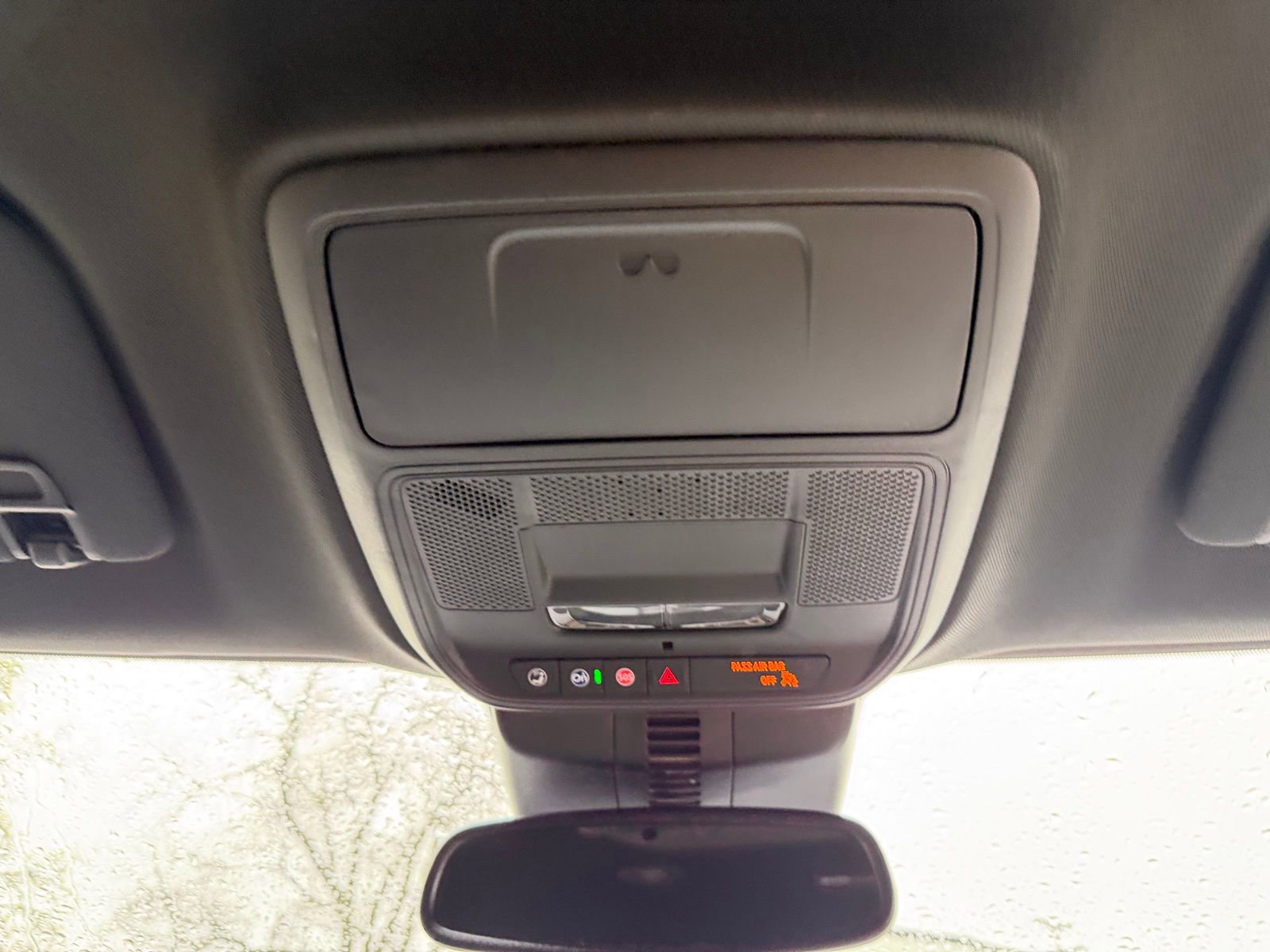 Used 2025 Buick Enclave Preferred w/ Power Package image 21