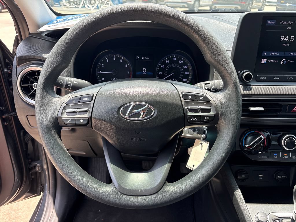 Used 2023 Hyundai Kona SE AWD/4WD image 29