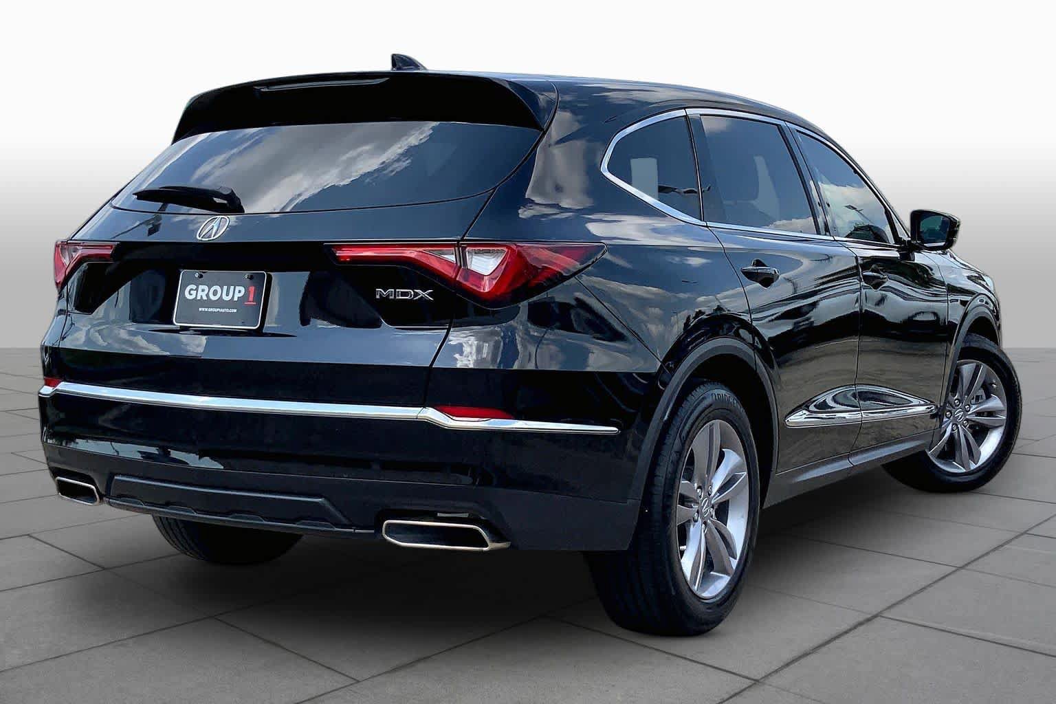 Used 2024 Acura MDX FWD image 12