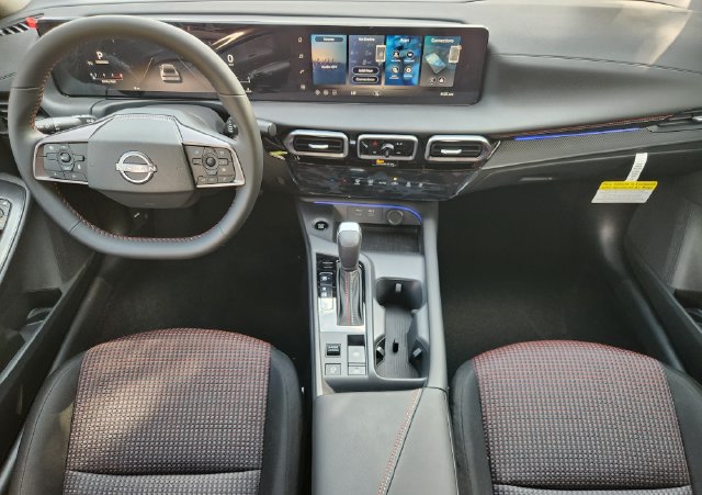New 2026 Nissan Sentra SR w/ Floor Mat Package FWD image 23