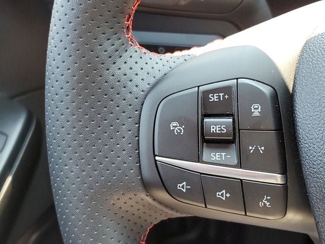 Used 2024 Ford Escape ST-Line w/ Tech Pack #1 AWD/4WD image 10