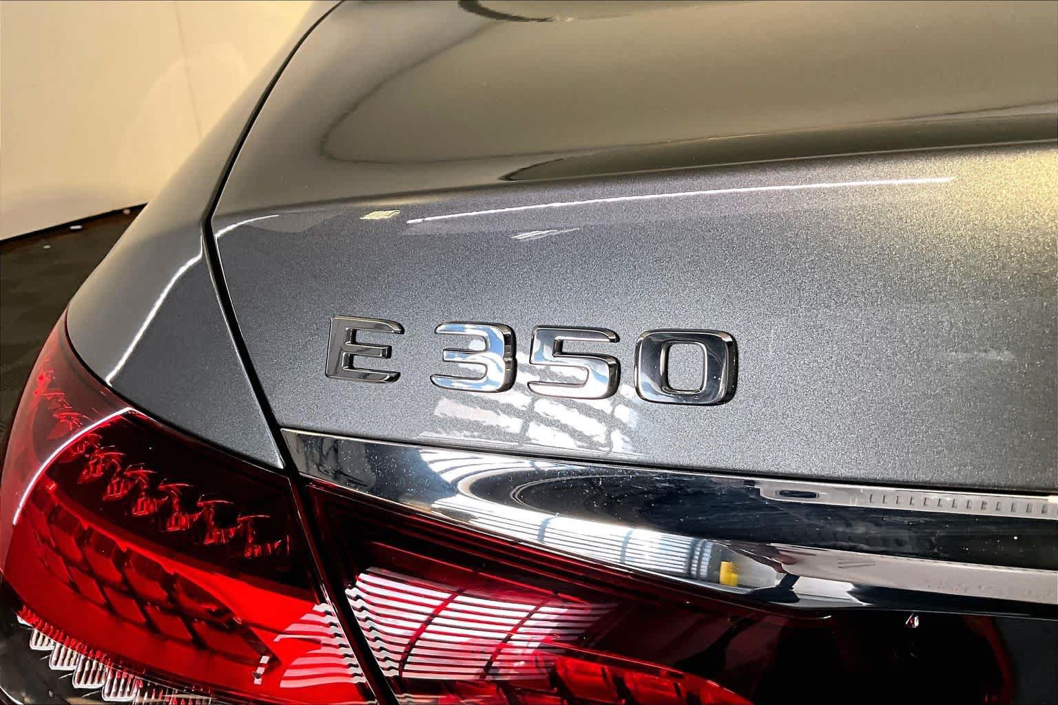 Used 2021 Mercedes-Benz E 350 4MATIC Sedan image 33