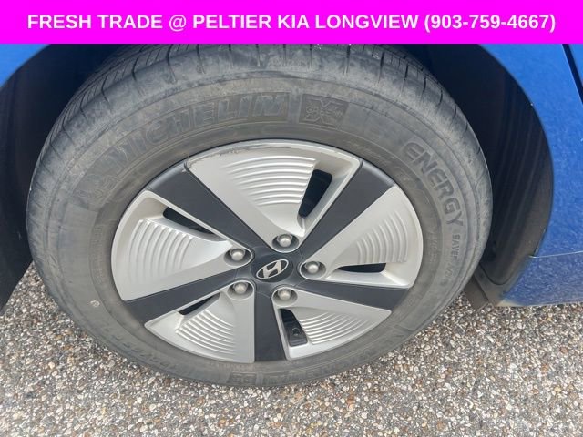 Used 2018 Hyundai Ioniq Blue FWD image 11