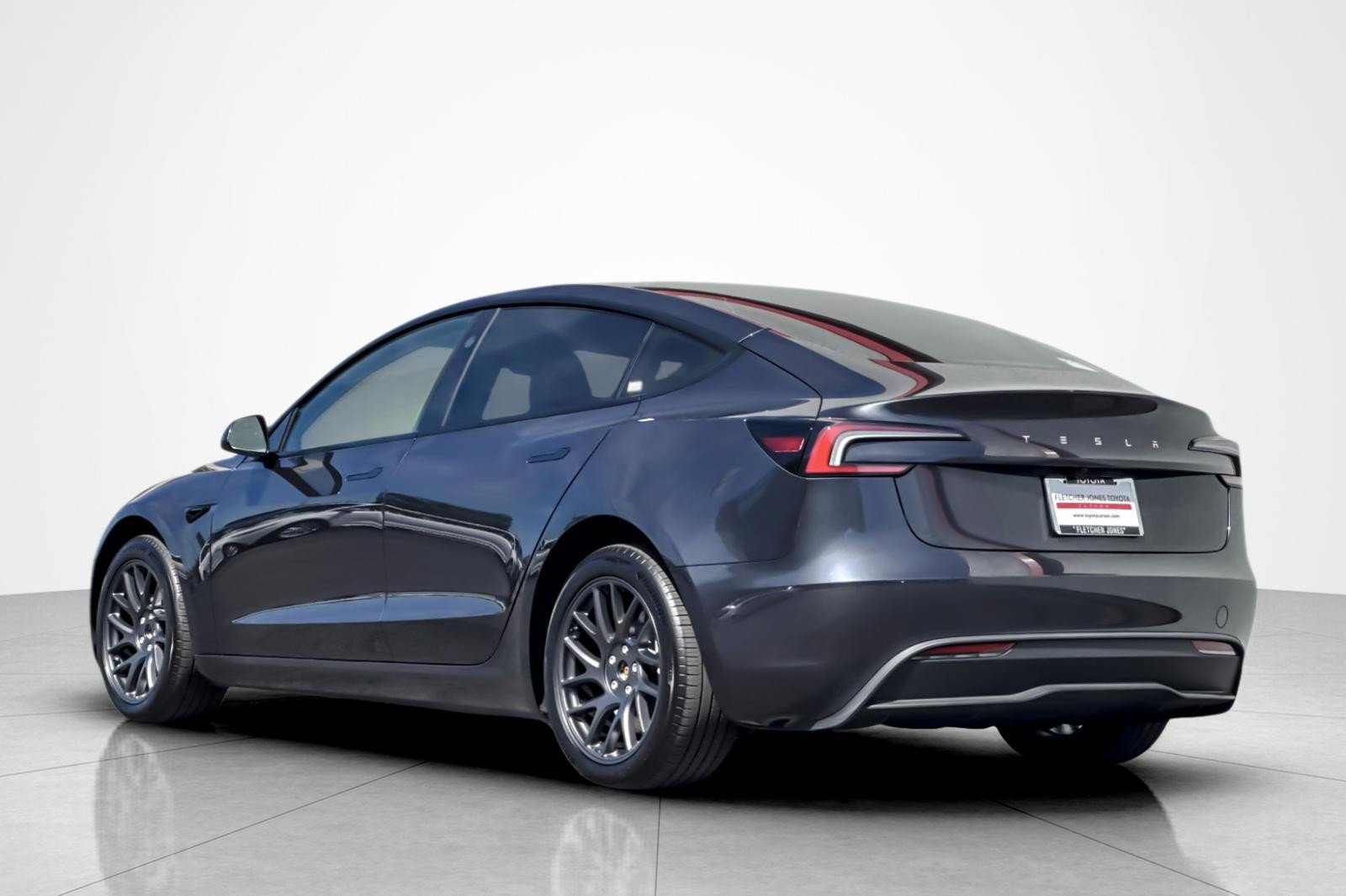 Used 2025 Tesla Model 3 Long Range image 3