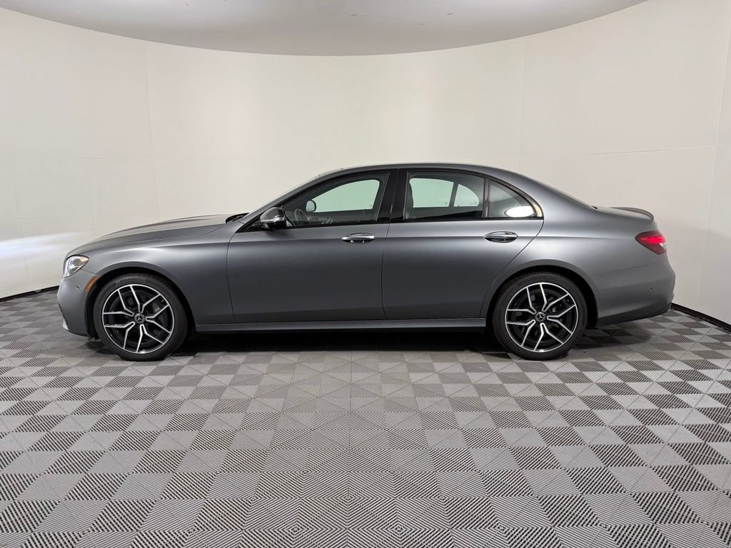 Used 2023 Mercedes-Benz E 450 4MATIC Sedan image 2