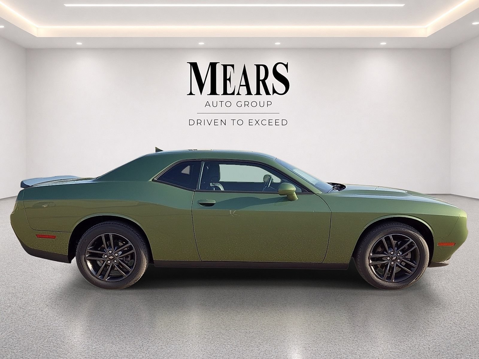 Used 2019 Dodge Challenger SXT w/ Plus Package AWD/4WD image 6