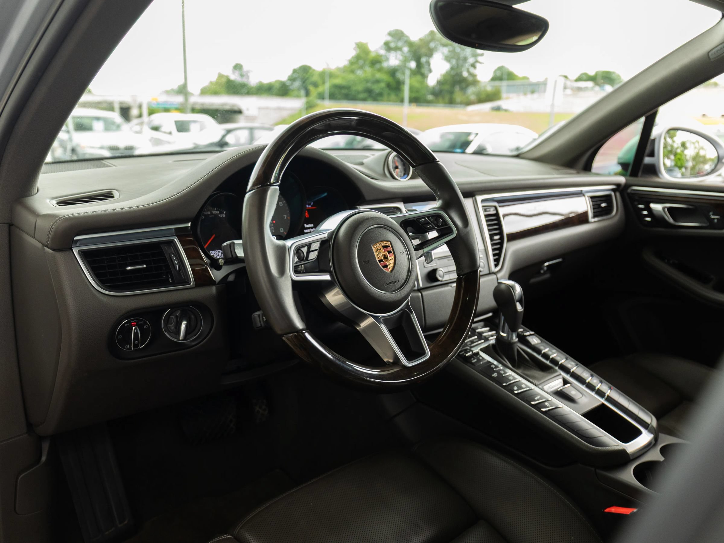 Used 2018 Porsche Macan S AWD/4WD image 20