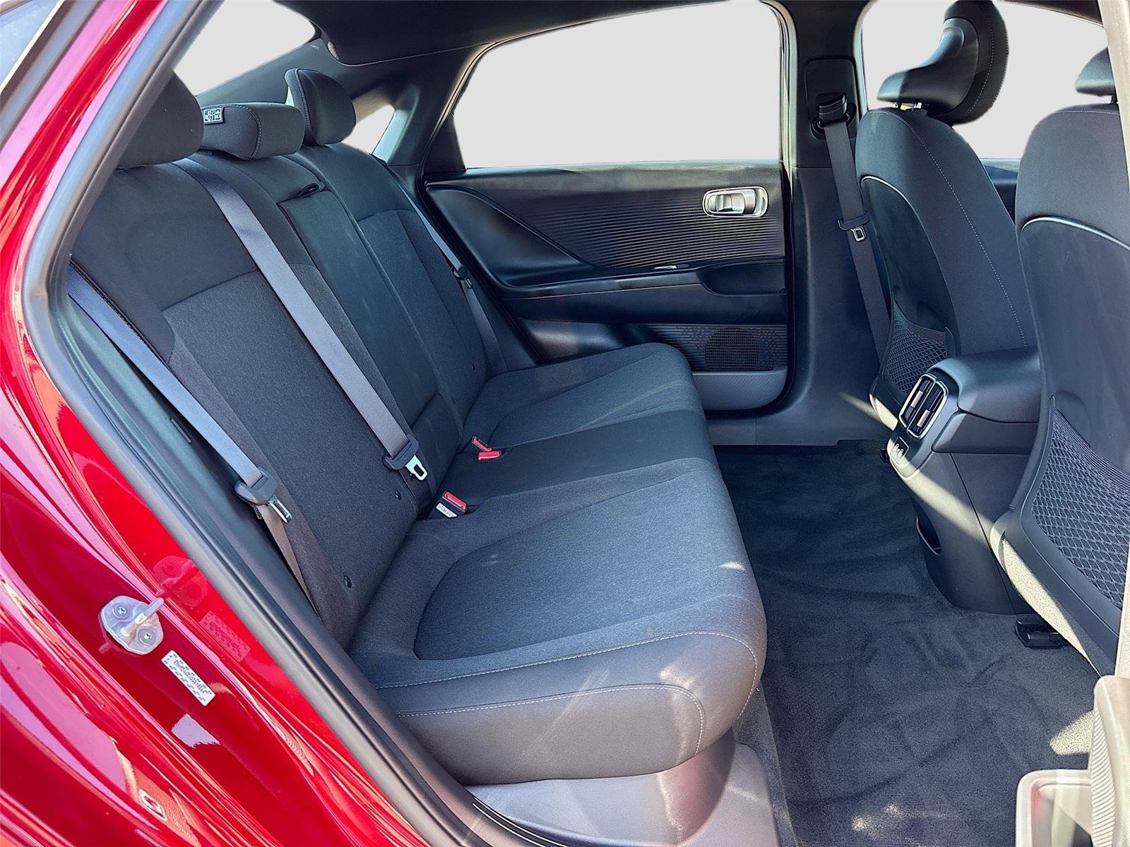 Used 2024 Hyundai Ioniq 6 SE image 27