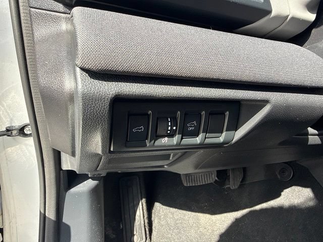 Used 2023 Subaru Outback Premium AWD/4WD image 19