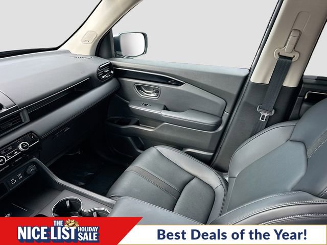 Certified 2025 Honda Pilot Touring image 25