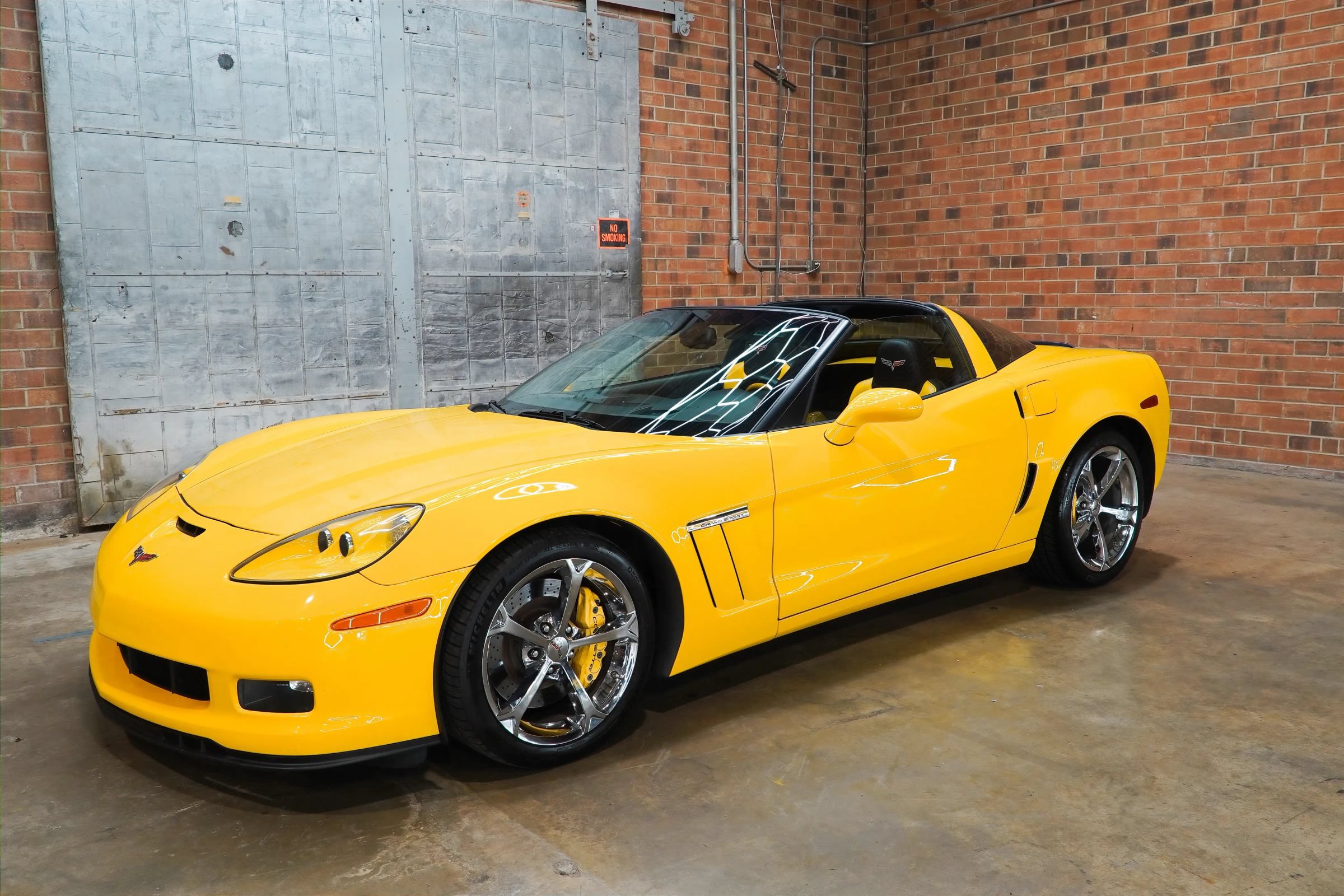 Used 2013 Chevrolet Corvette Grand Sport w/ 3LT Preferred Equipment Group RWD image 26
