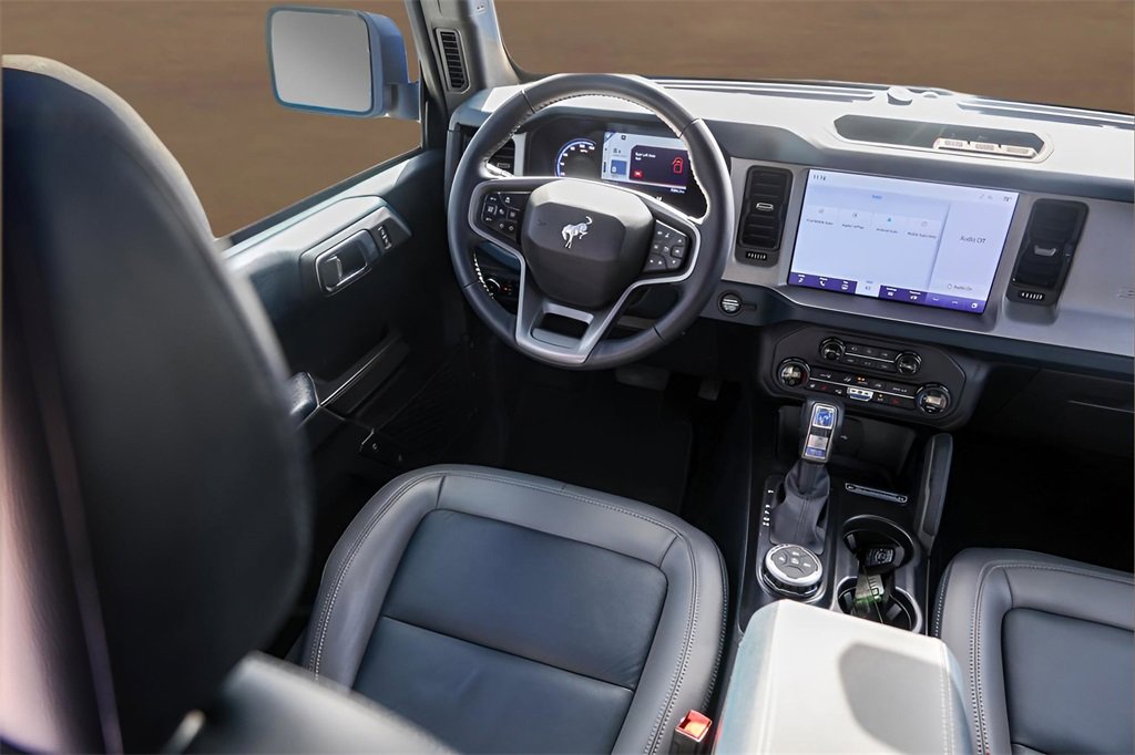 Used 2024 Ford Bronco Outer Banks image 28