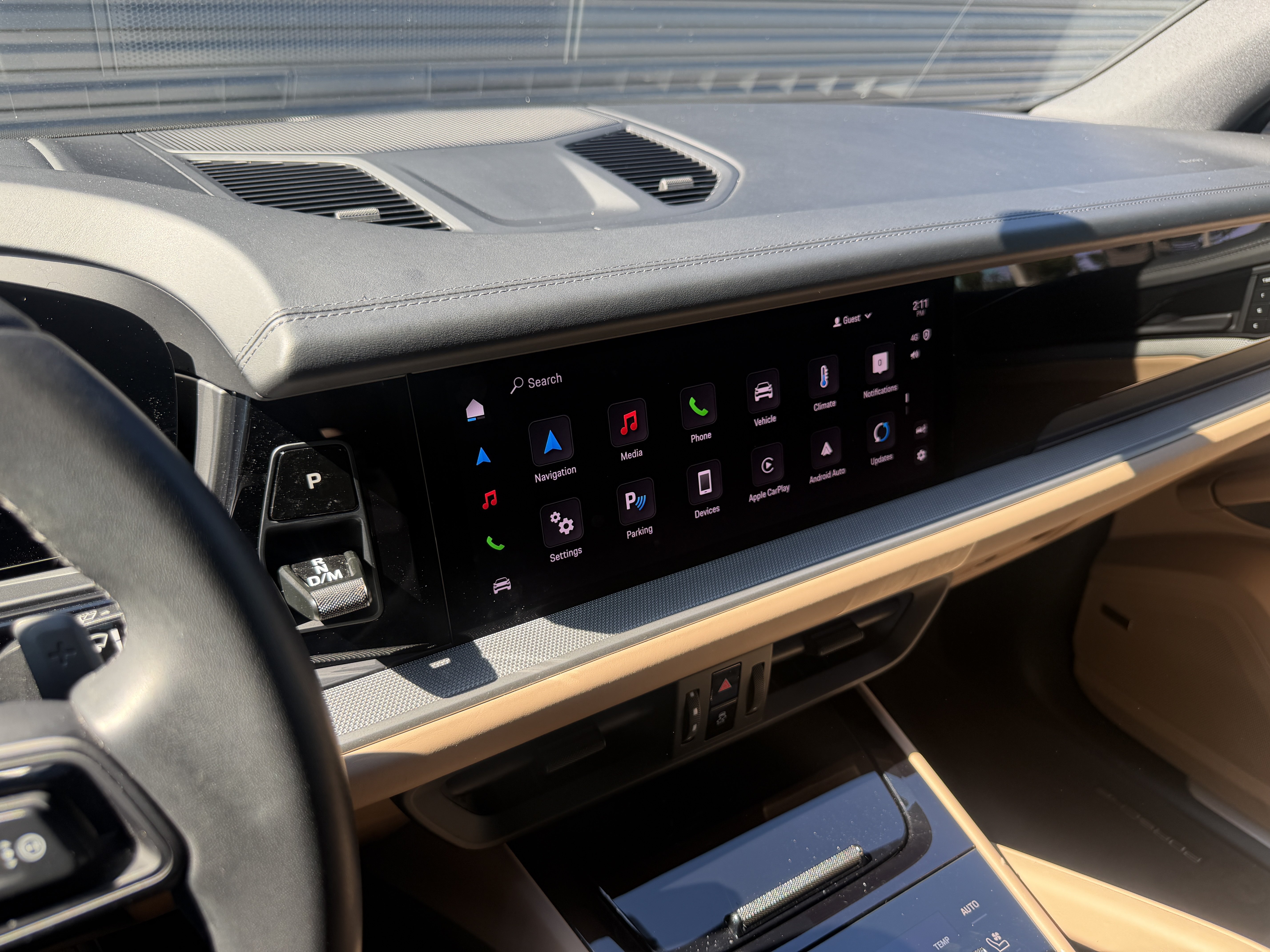 Certified 2025 Porsche Cayenne AWD/4WD image 28