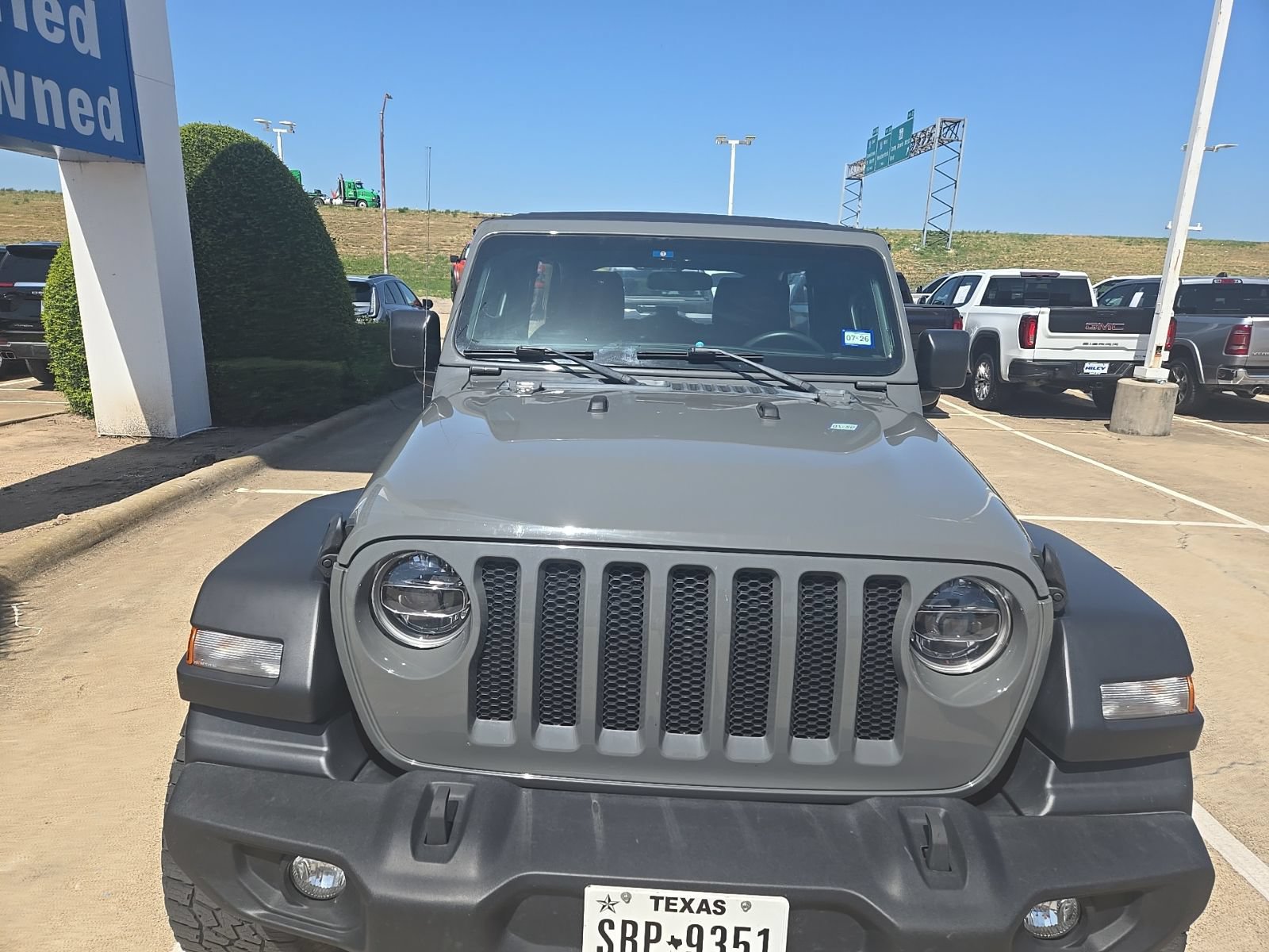Used 2022 Jeep Wrangler Unlimited Sport AWD/4WD image 9