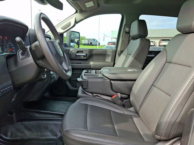 Used 2024 Chevrolet Silverado 3500 W/T image 10