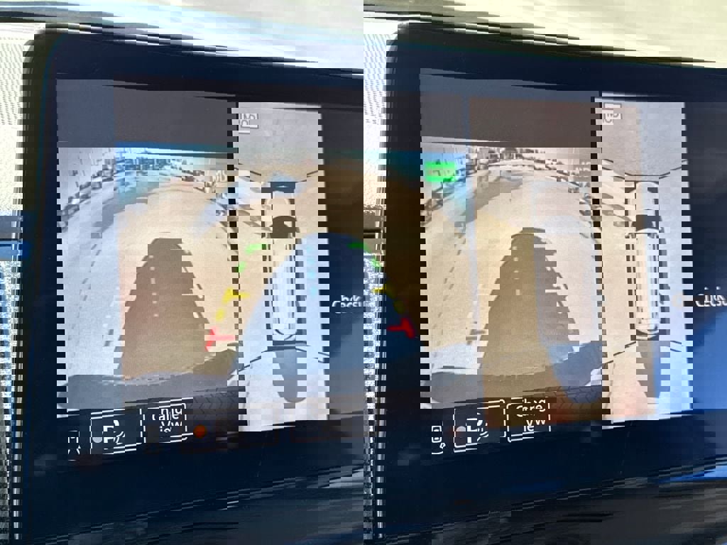 Used 2022 Nissan Armada SL image 23