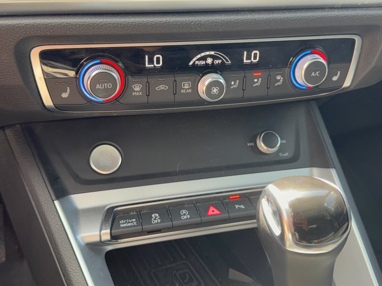 Used 2019 Audi Q3 2.0T Premium Plus AWD/4WD image 22