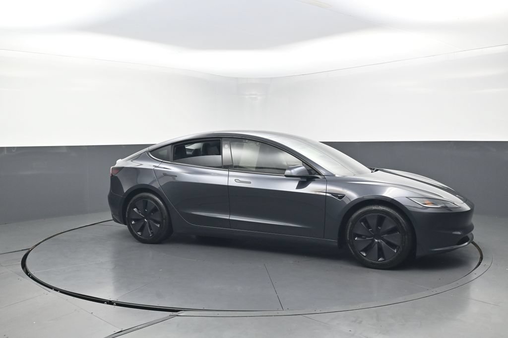 Used 2024 Tesla Model 3 Long Range RWD image 37