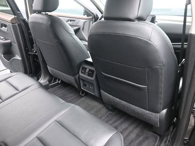 Used 2023 Nissan Rogue SL w/ SL Premium Package image 27