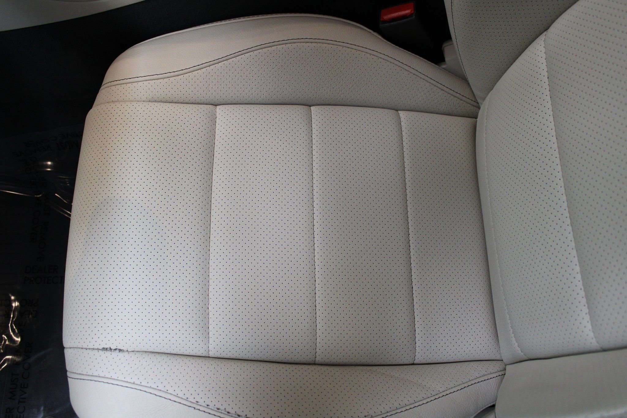 Used 2020 Mercedes-Benz GLE 350 4MATIC w/ Premium Package image 16