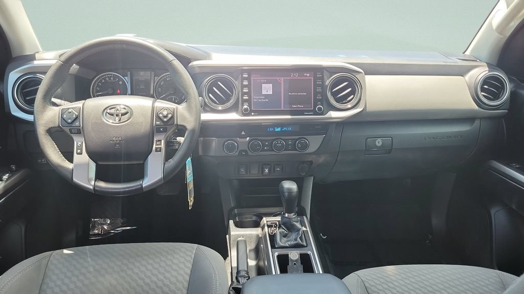 Certified 2021 Toyota Tacoma SR5 AWD/4WD image 11
