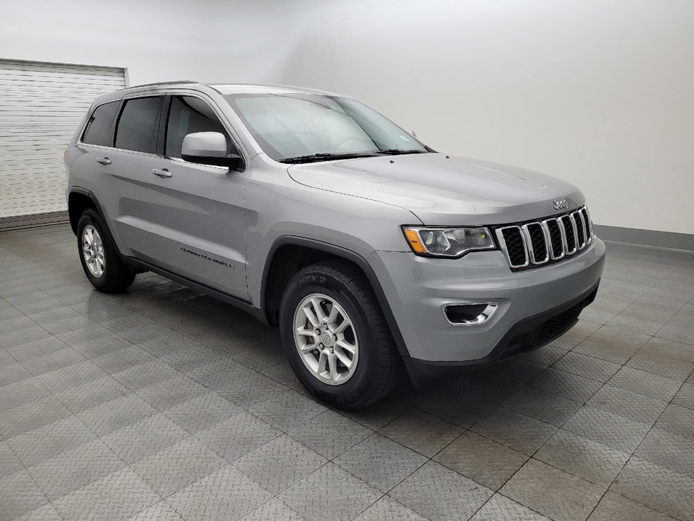 Used 2018 Jeep Grand Cherokee Laredo image 11
