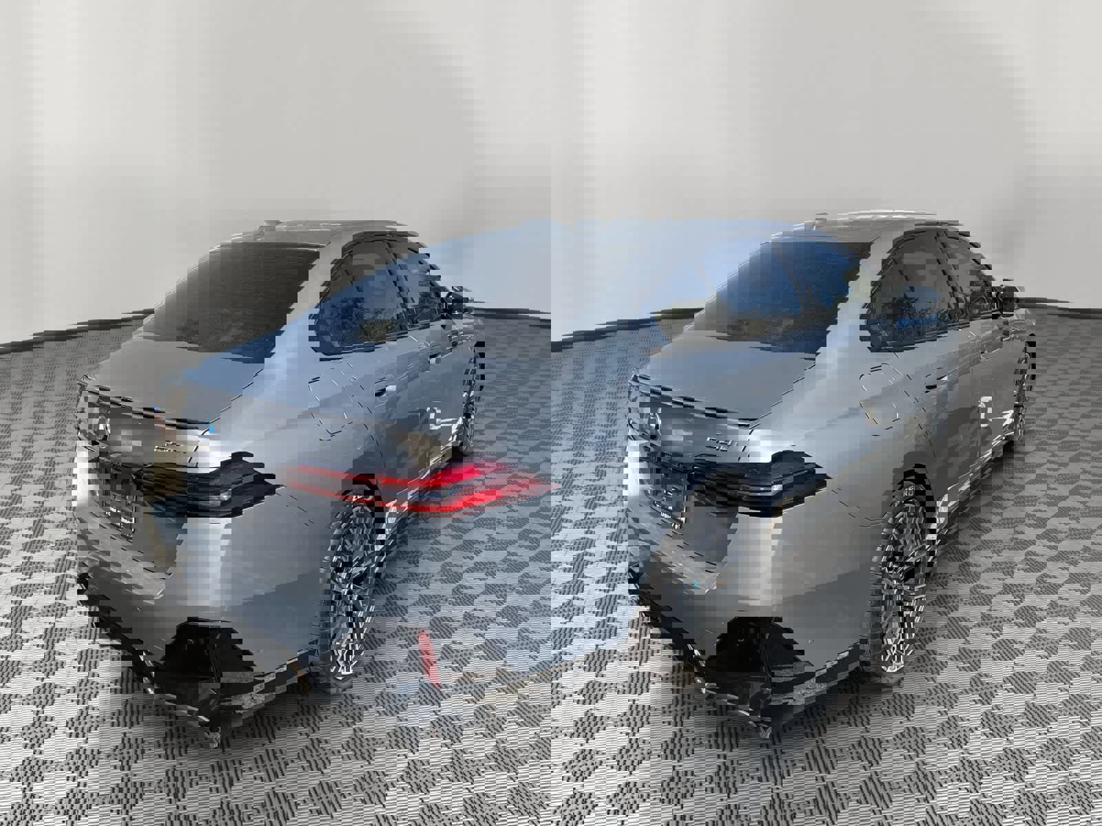 Certified 2024 BMW 530i w/ M Sport Package image 4