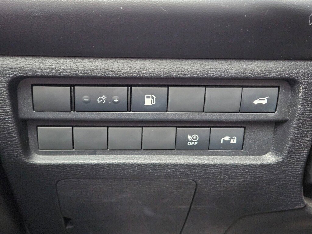 Used 2024 Mitsubishi Outlander SE image 22