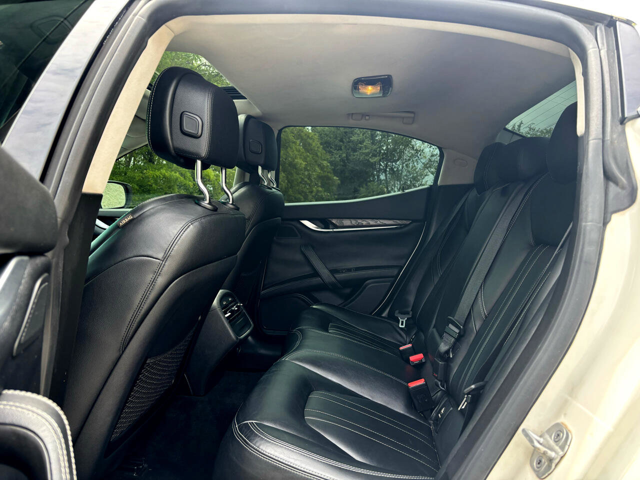 Used 2015 Maserati Ghibli S Q4 image 24