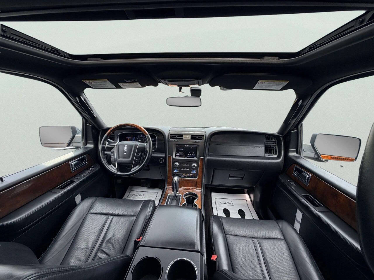 Used 2015 Lincoln Navigator 4WD image 34