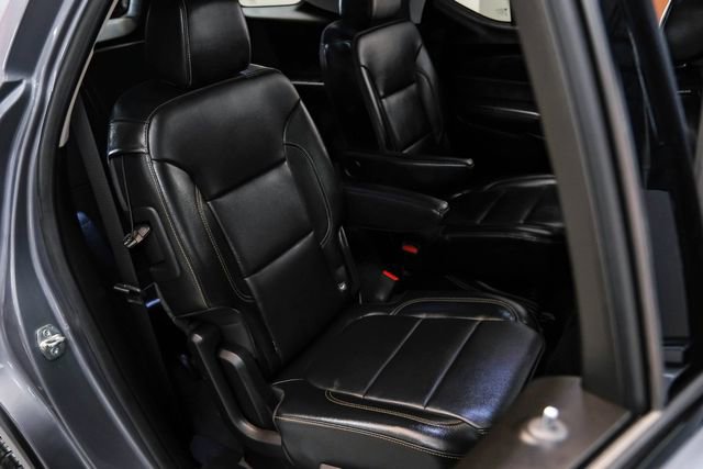 Used 2019 Chevrolet Traverse RS image 33