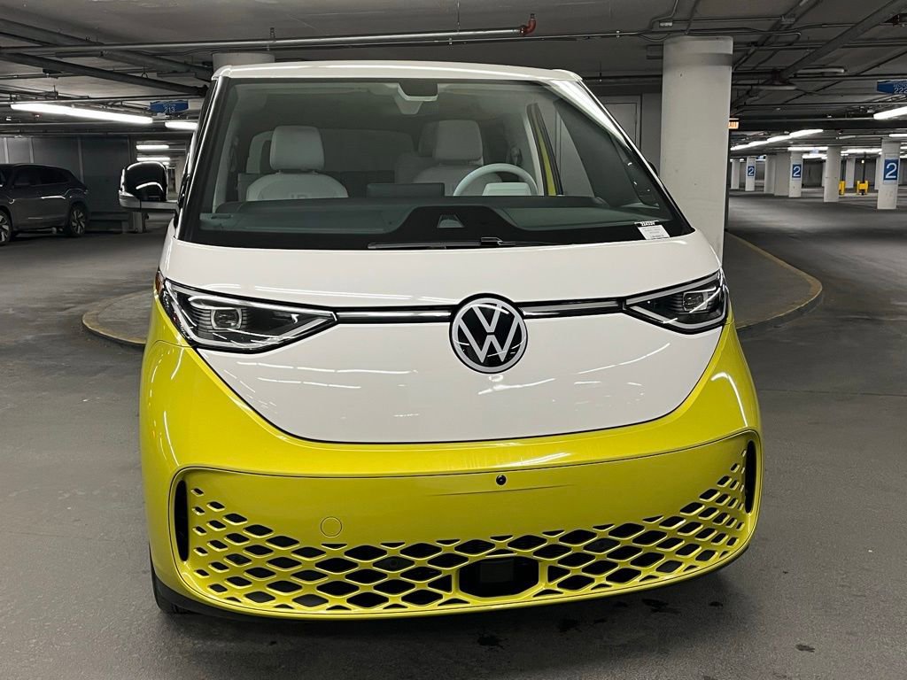Used 2025 Volkswagen ID. Buzz 1st Edition image 33