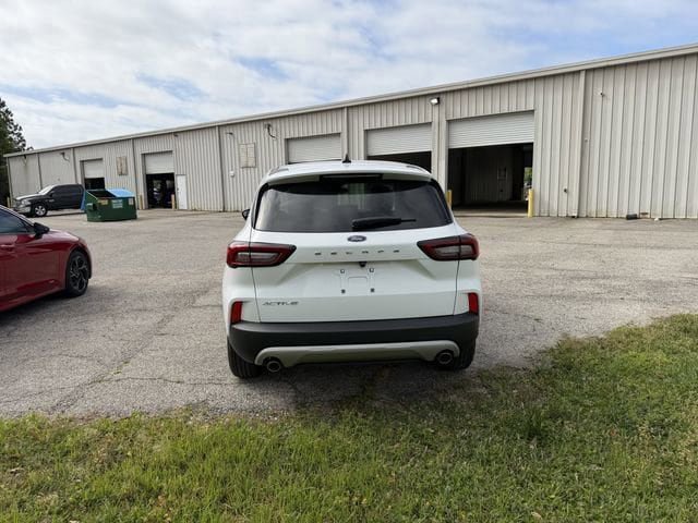 Used 2025 Ford Escape Active image 6