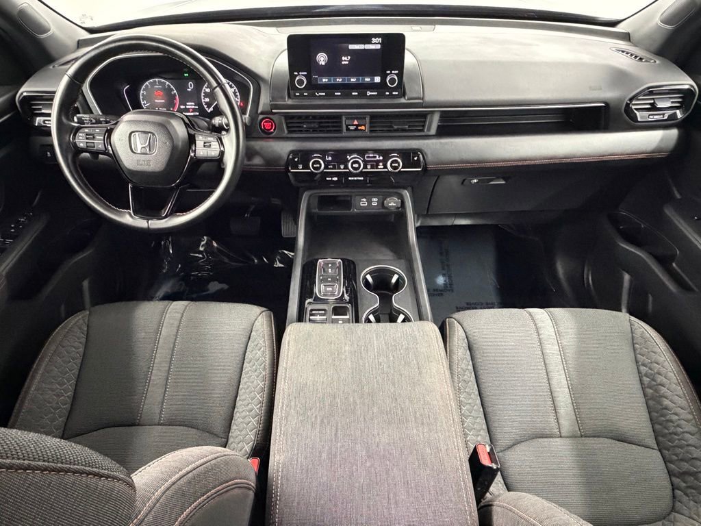 Used 2024 Honda Pilot Sport image 33