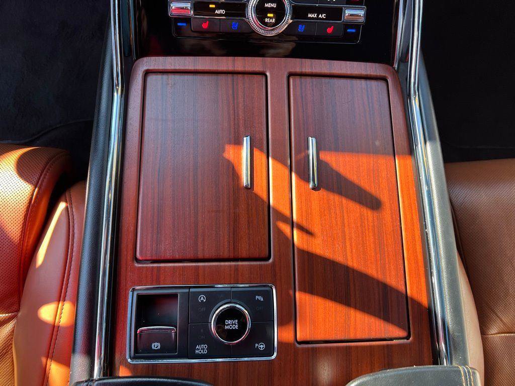 Used 2021 Lincoln Navigator L Reserve w/ Luxury Package image 36