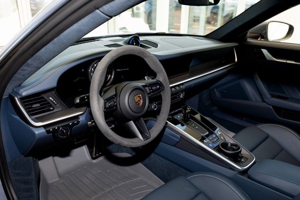 Used 2024 Porsche 911 Carrera S image 29