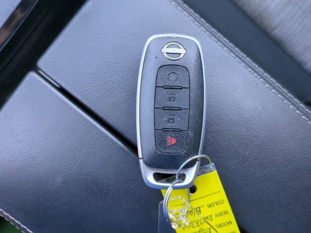 Certified 2023 Nissan Rogue SV FWD image 28