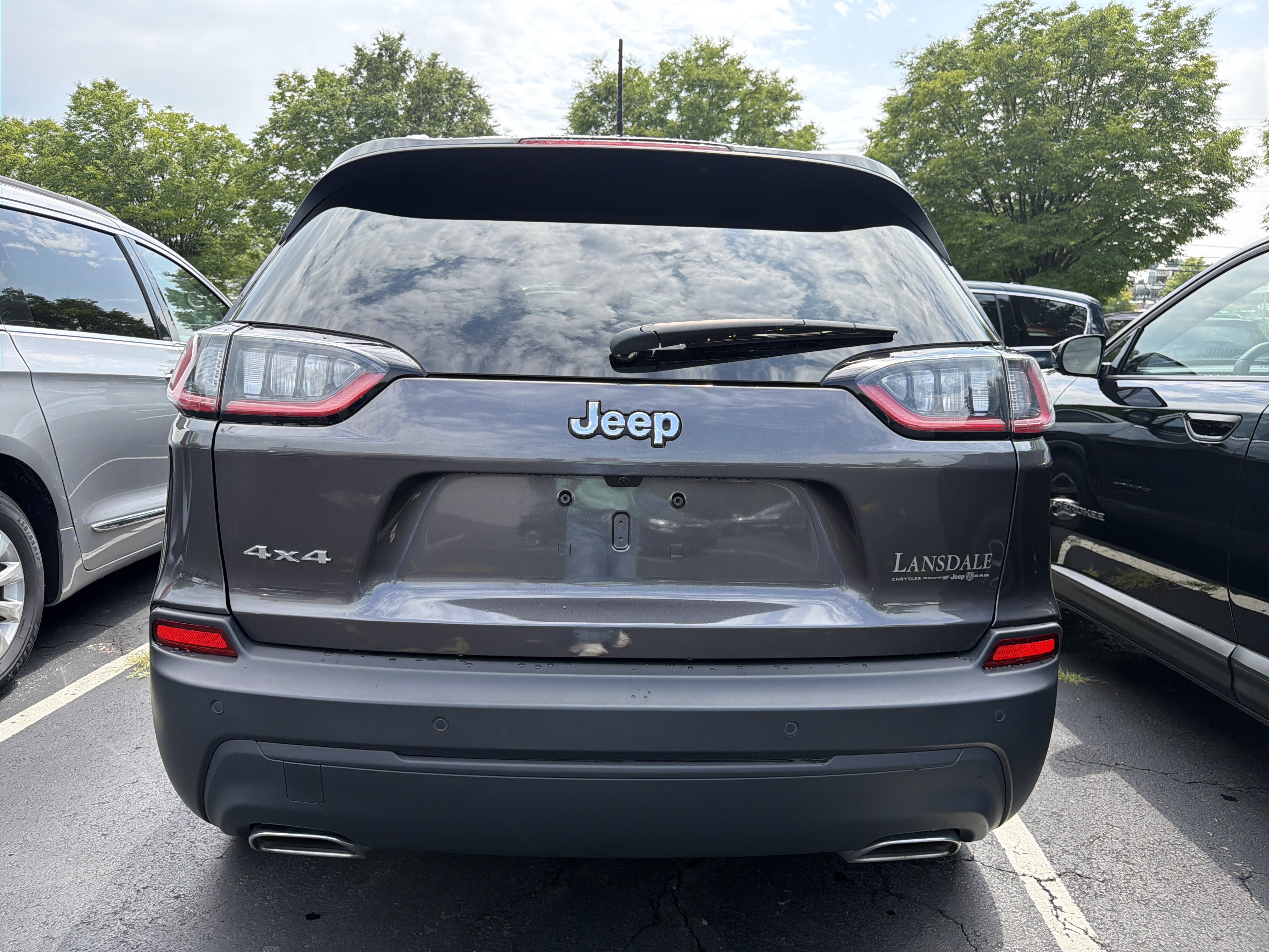 Certified 2020 Jeep Cherokee Latitude Lux w/ Quick Order Package 26H Lux AWD/4WD image 6