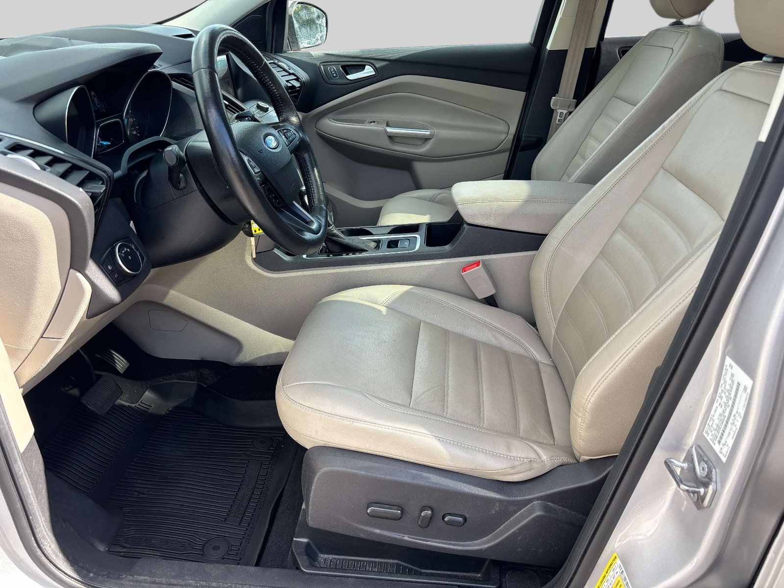 Used 2018 Ford Escape SEL AWD/4WD image 13