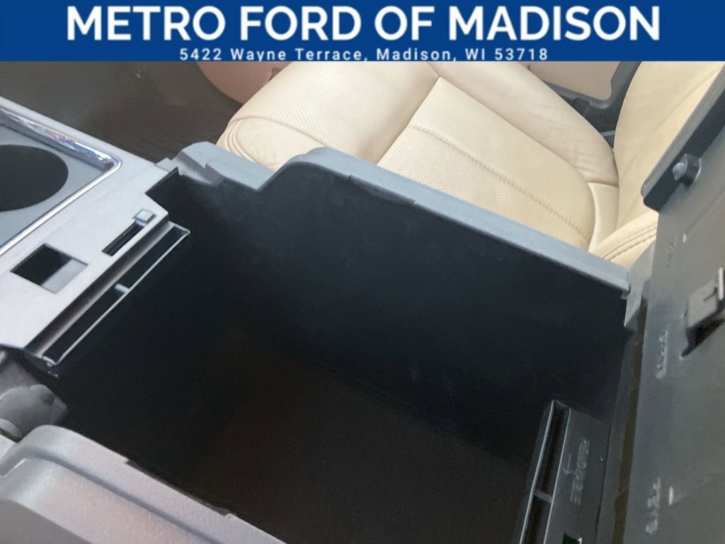 Used 2013 Ford F350 Lariat w/ Chrome Pkg image 18