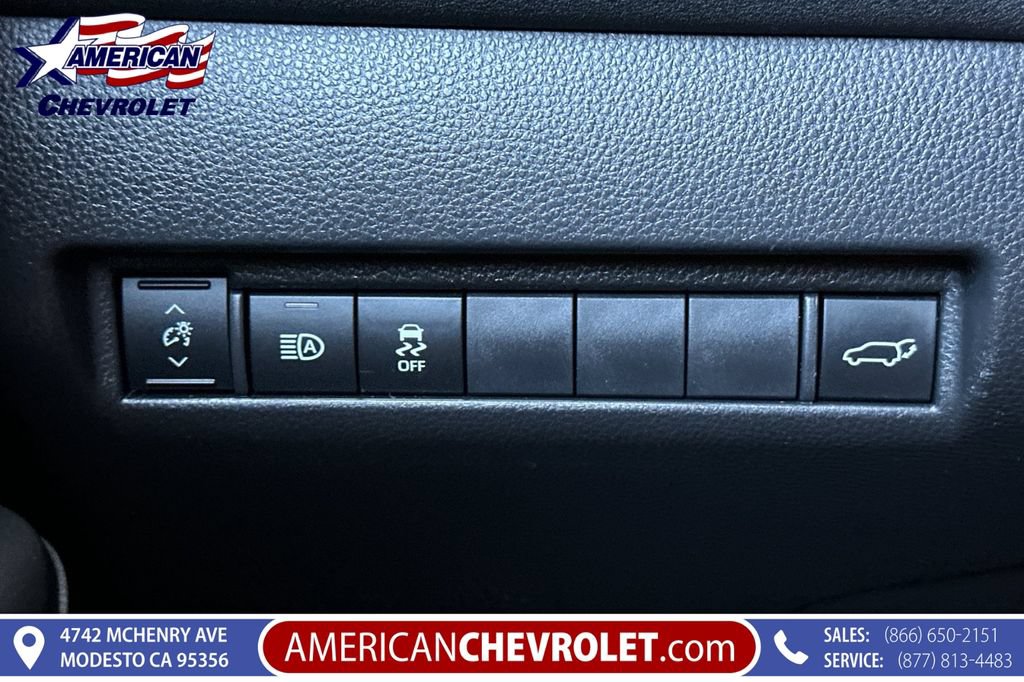 Used 2024 Toyota Venza LE AWD/4WD image 36